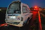 Fotos - Caminhão bate em ambulância na rodovia Washington Luis - Foto 1 de 6