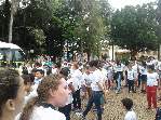 Passeata reúne cerca de 100 pessoas nas ruas de Descalvado - Foto 7 de 10