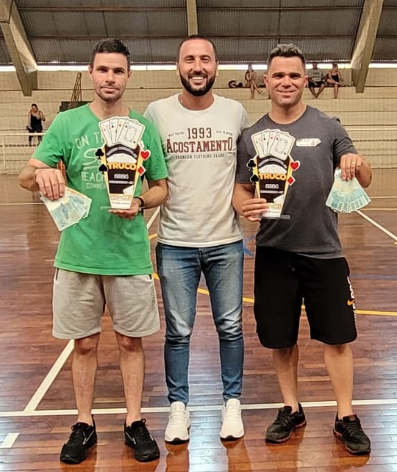 Fábio Damasceno e Anderson Viveiros foram os campeões do torneio de truco 2024